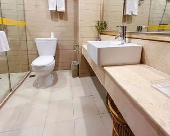 Dahe Business Hotel (Provincial People's Hospital Branch) - Zhengzhou - Habitación