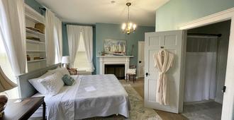 Meadows Inn Bed & Breakfast - New Bern - Bedroom