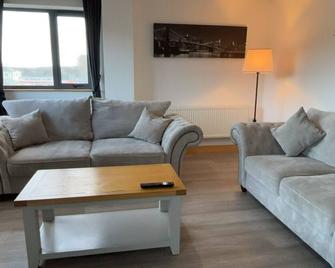 Letterkenny Wild Atlantic Apartments - Letterkenny - Stue