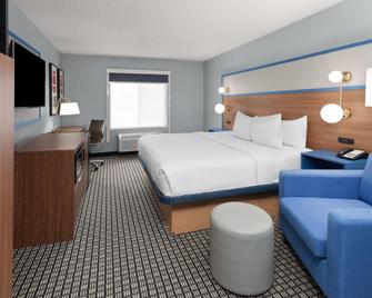 AmericInn by Wyndham Reedsburg - Reedsburg - Ložnice