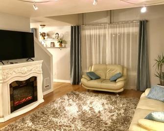 Family home in Seattle - Everett - Living room