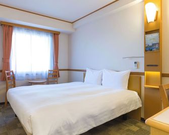 Toyoko Inn Saitama Toda koen eki Nishi guchi - Toda - Bedroom