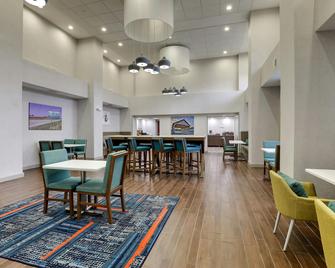 Hampton Inn & Suites St. Louis-Edwardsville - Glen Carbon - Restaurant