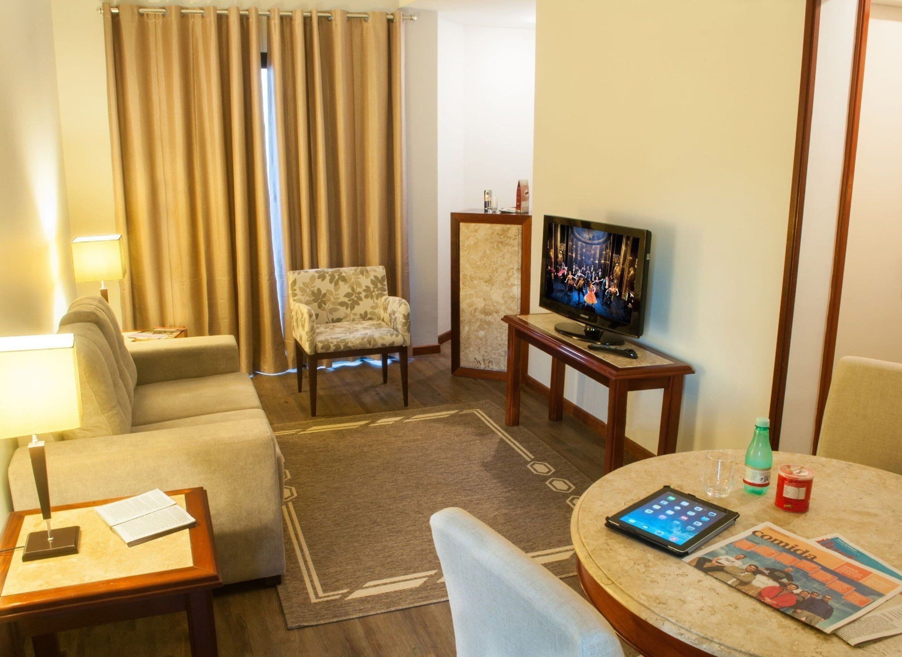 Hotel Massis thumbnail 3