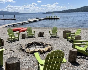 Beautiful Lake Coeur d' Alene Waterfront in Driftwood Bay - Harrison - Beach