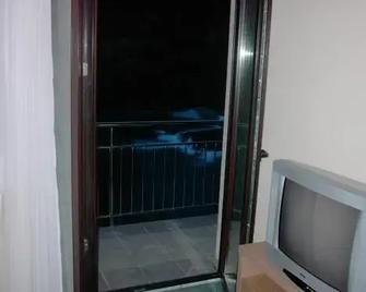 Bed & Breakfast Zeleni Kut - Duga Resa - Balcone