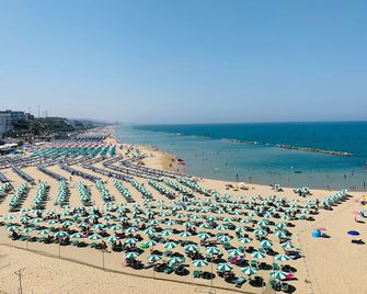 Centro & Mare - Rooms & Suites - Termoli - Plaża