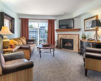 All The Comforts Of Home! - Birch Bay - Sala de estar