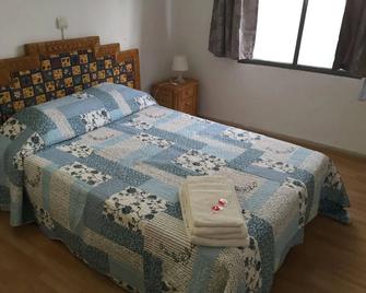 Pension Euro Holitel - Fuengirola - Bedroom