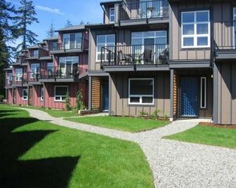 Sooke Harbour Resort & Marina - Sooke - Building