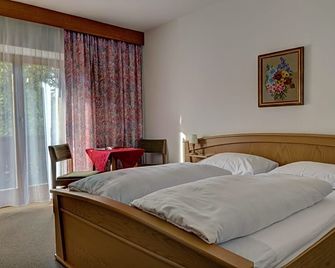 Garni Kofler - Tirolo - Slaapkamer