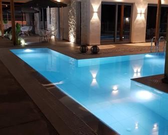 Agorastos Luxury Living - Platamon - Piscină