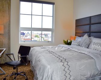 Giorgio Hotel - קווינס - חדר שינה