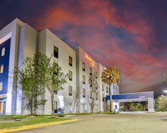 Hampton Inn Baton Rouge - Denham Springs - Denham Springs - Edificio