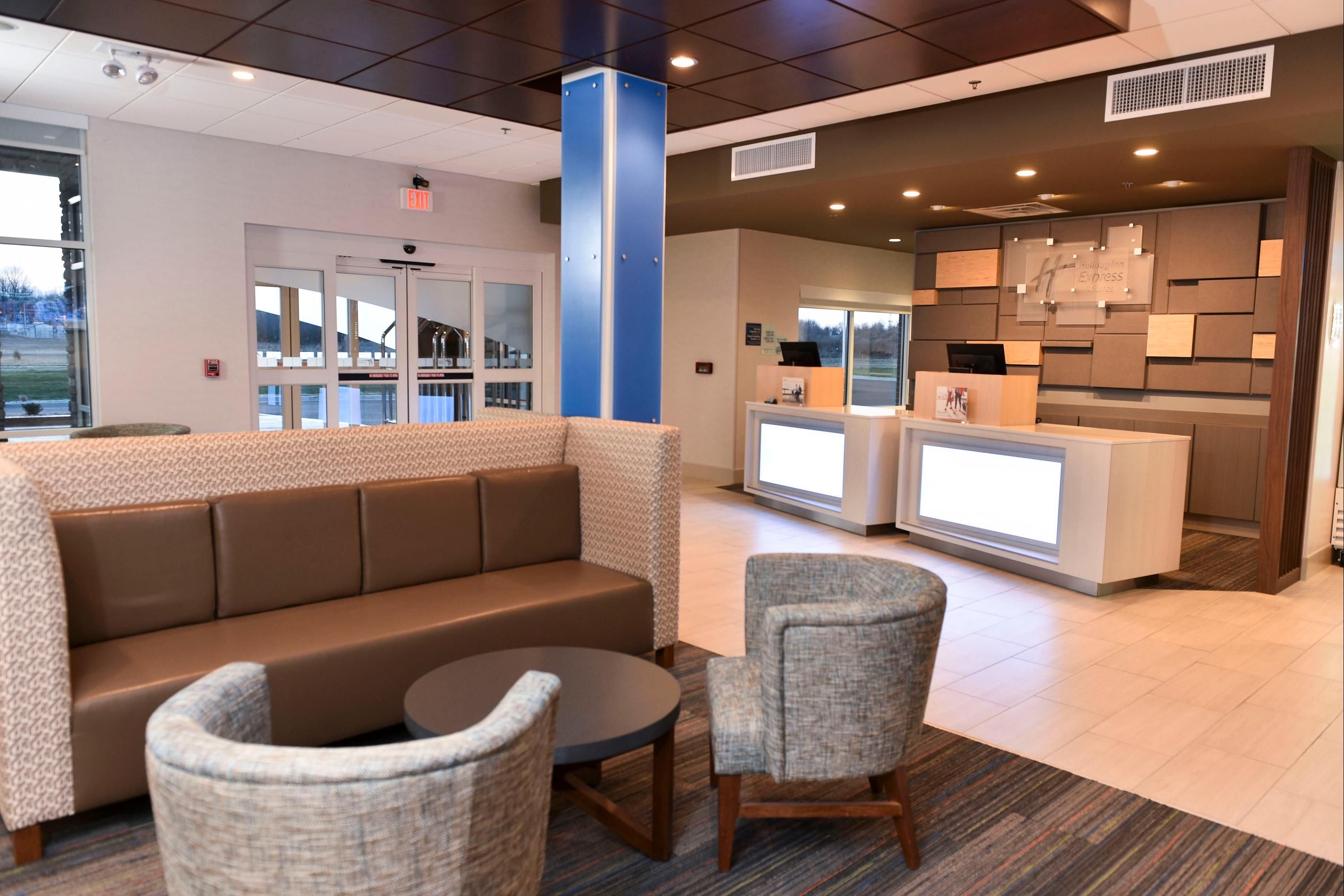 Holiday Inn Express & Suites Madisonville By IHG - Madisonville - Gebouw