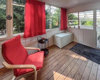 Amazing home in Mariefred with WiFi - Mariefred - Вітальня