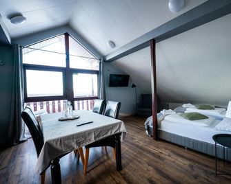 Hotel Hafnarfjall - Borgarnes - Bedroom