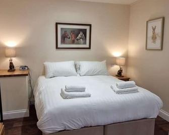 The Forester - Shaftesbury - Bedroom