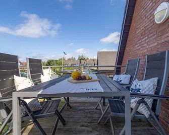 Haus Lotte, Wohnung 2 - Tinnum - Balkón