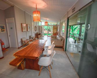 Pousada Verdes Mares - Fernando de Noronha - Comedor