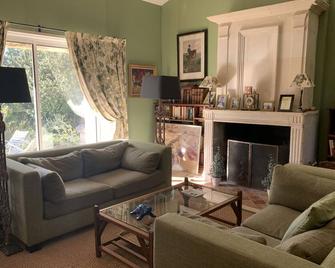 Maison Angoulême - Saint-Yrieix-sur-Charente - Salon