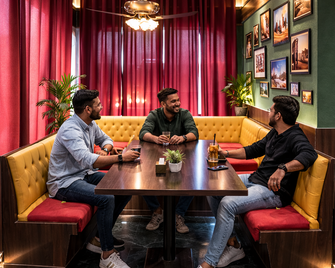 Hotel Diplomat Residency - Bareilly - Lounge