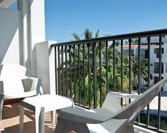 Hotel Vibra Bossa Flow - Adults Only - Sant Josep de sa Talaia - Varanda