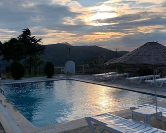 Teras Otel Gökçeada - Gökçeada - Pool
