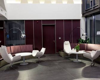 Aura Hotel Adults Only - Balatonfüred - Vestíbul