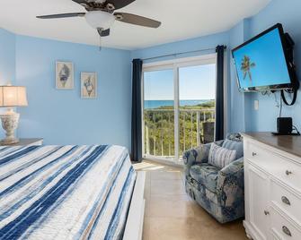 Bright & Breezy Top Floor Ocean View Condo w/ Double Balcony - Tavernier - Habitación