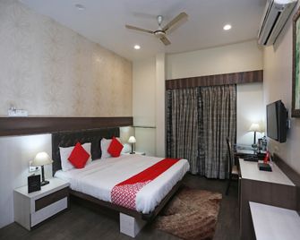 OYO 27917 Hotel Jp Heights - Raurkela - Bedroom
