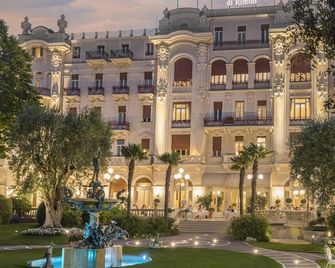 Grand Hotel Rimini - Rímini - Edificio