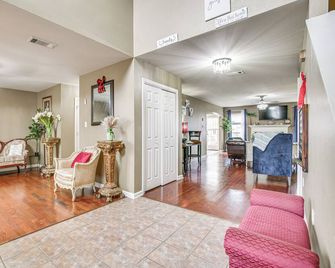 Spacious Family-Friendly Home in Denham Springs! - Denham Springs