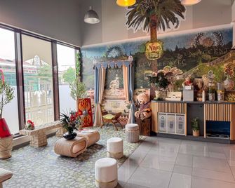 ibis Styles Nîmes Gare Centre - Nîmes - Bâtiment