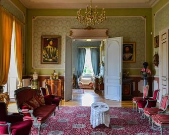 Magnificent Louis XIII-style château in perfect condition - Segré-en-Anjou-Bleu - Living room
