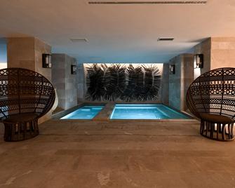Barefoot Hotel Mallorca - Portocolom - Pool