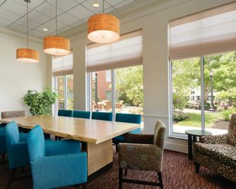 Hilton Garden Inn Harrisburg East - Harrisburg - Lobby