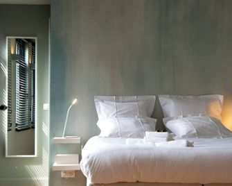 OYO Rooms - Courtrai - Habitación