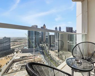Unlock Metropolis Business Bay - Dubai - Balcony