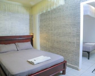 Fuego Hotel - Kampala - Habitación