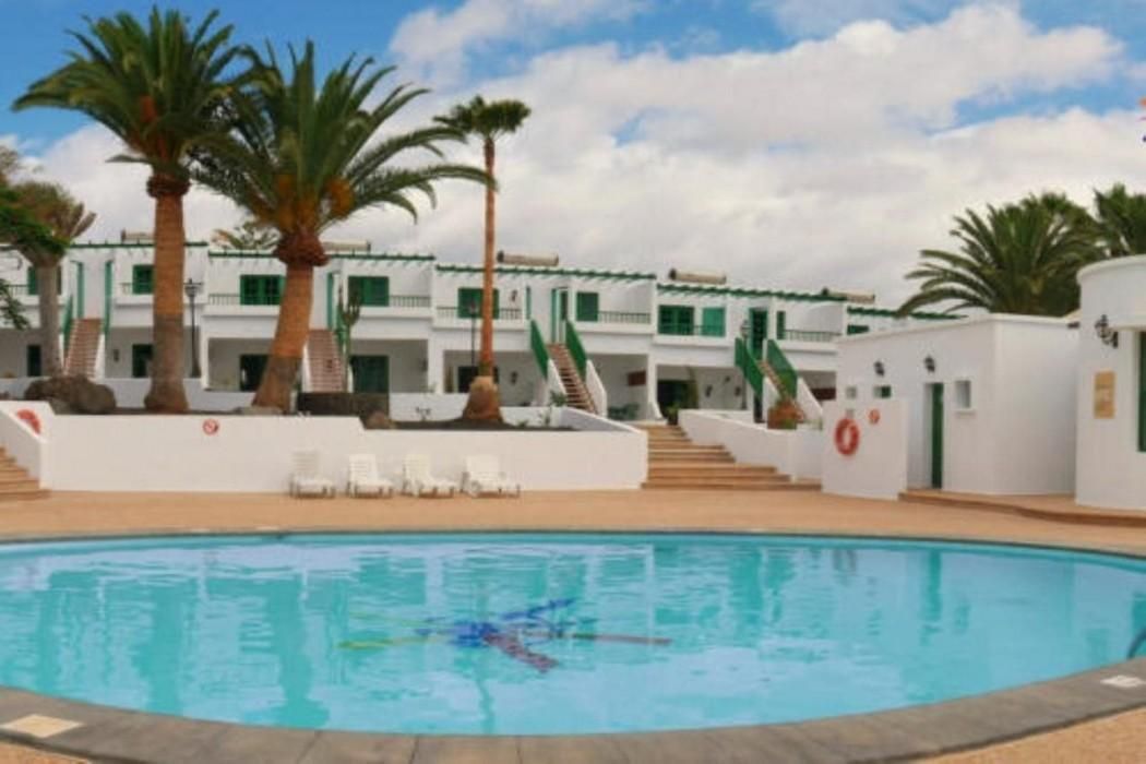 Apartamentos Tropicana - Puerto del Carmen - בריכה