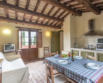 Agriturismo Le Case Rosse di Montebuono - Magione - Eetruimte