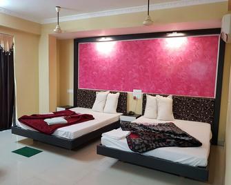 Hotel Swagatam International (Tarapith) - Rampurhut - Bedroom