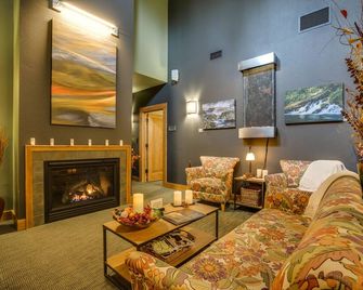 Big Meadow View - Black Butte Ranch - Living room