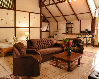 Chilamate Rainforest Eco-Retreat - Puerto Viejo de Sarapiquí - Wohnzimmer
