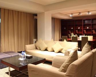 The Corporate Hotel - Ulan Batur - Oturma odası