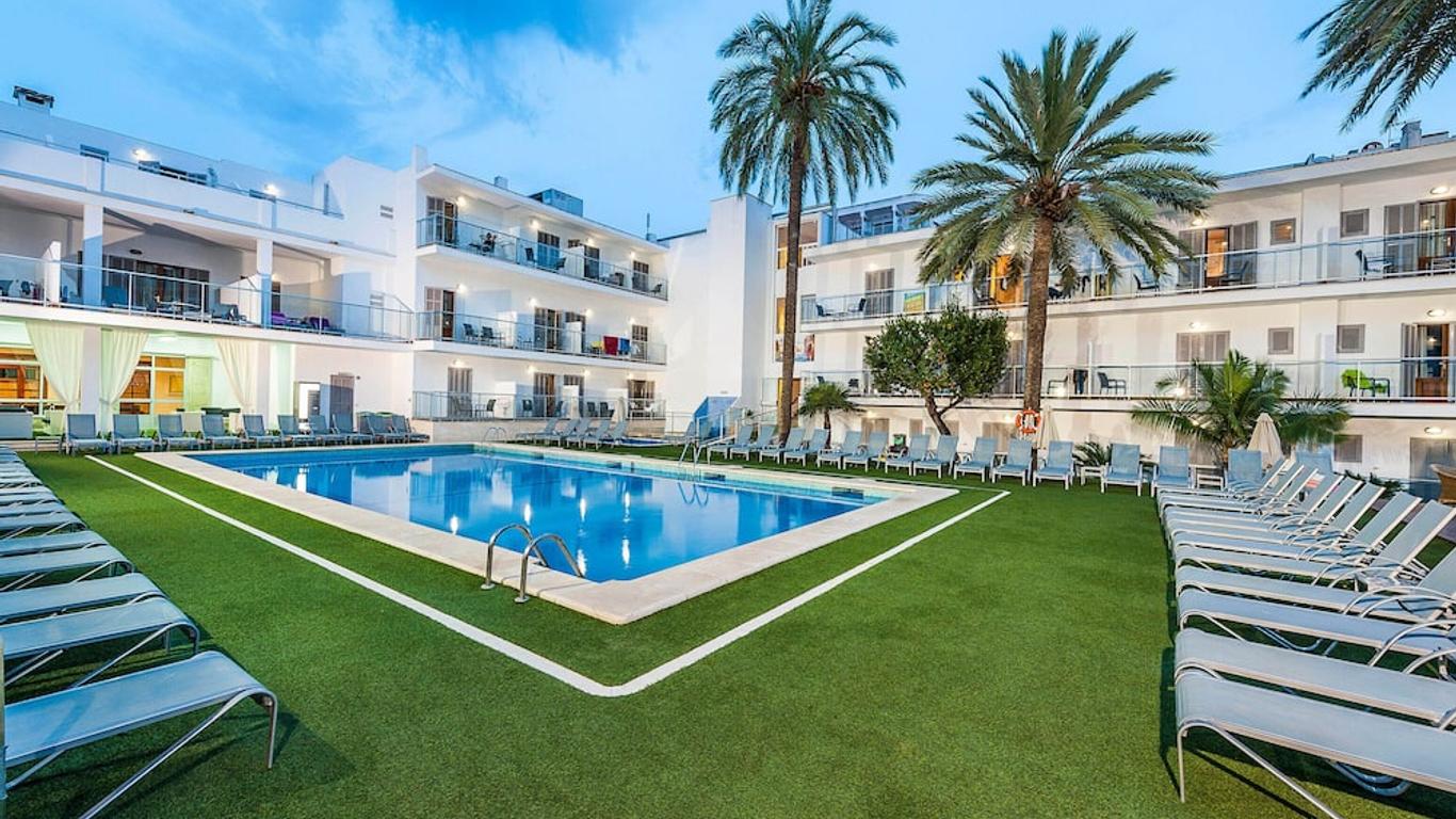 Eix Alcudia Hotel +18