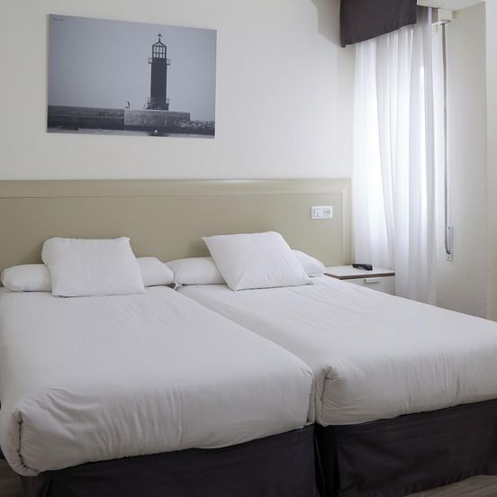 Hotel Vigo Plaza image 1