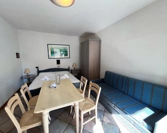 Residence Casa Gardola, Gtsgroup - Tignale - Dining room