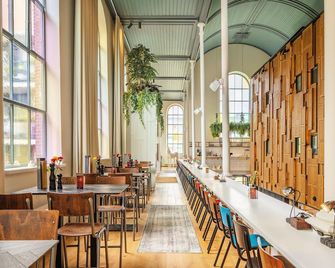 بنك هوتل أوتريكت - أوترتشت - مطعم